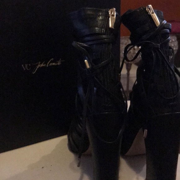 VC John Camuto leather peep toe booties - Picture 4 of 4